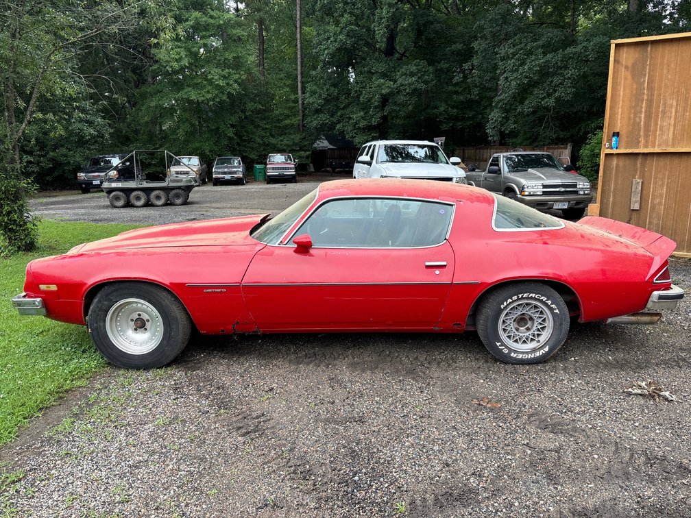 1976 Camaro; runs on starting fluid; 350 V8