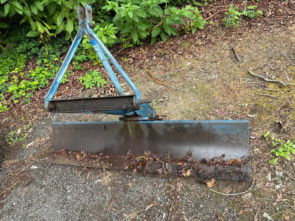 6’ blade scraper by Ford