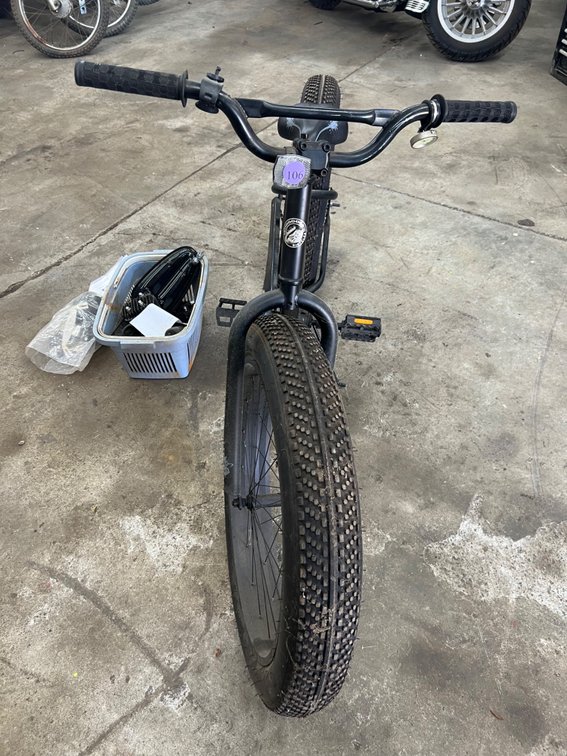 Mongoose beast fat tire bike. 