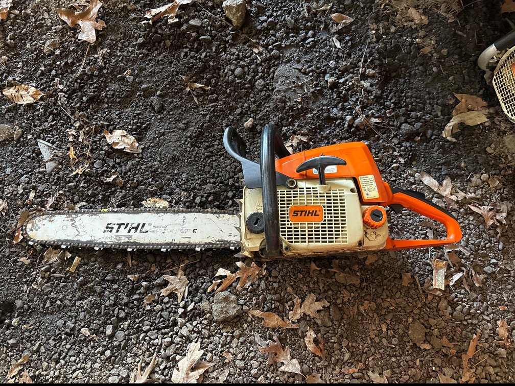 Stihl gas chain saw; 039; works