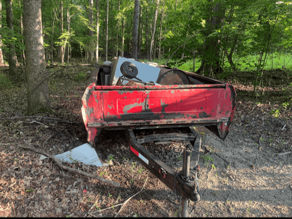 Ford truck bed trailer comes with scrap metal 