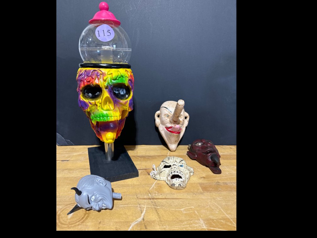 Assorted macabre lot: 3 items on the right are cast iron