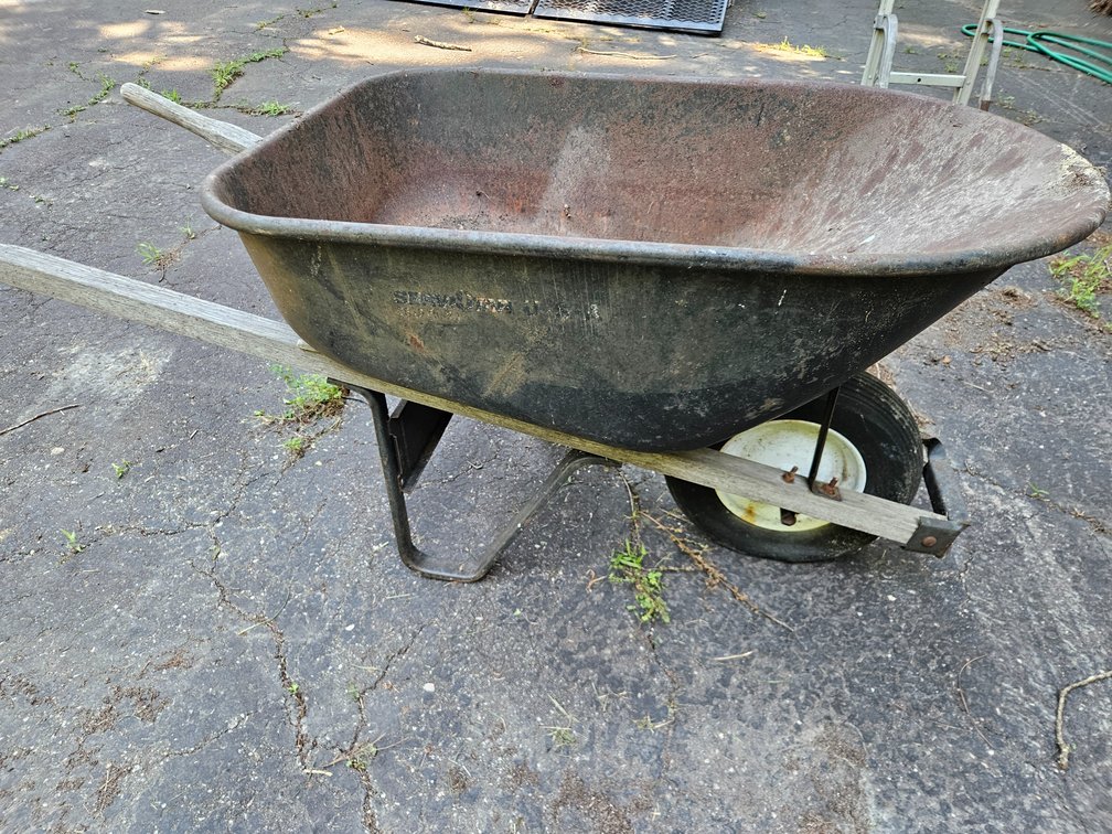 USA Made ServiStar Heavy Duty Wheel Barrow