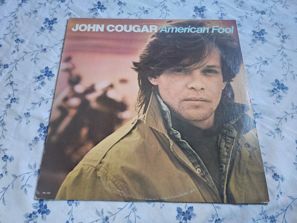 John Cougar  -  American Fool  - LP ca. 1982 RVL 7501