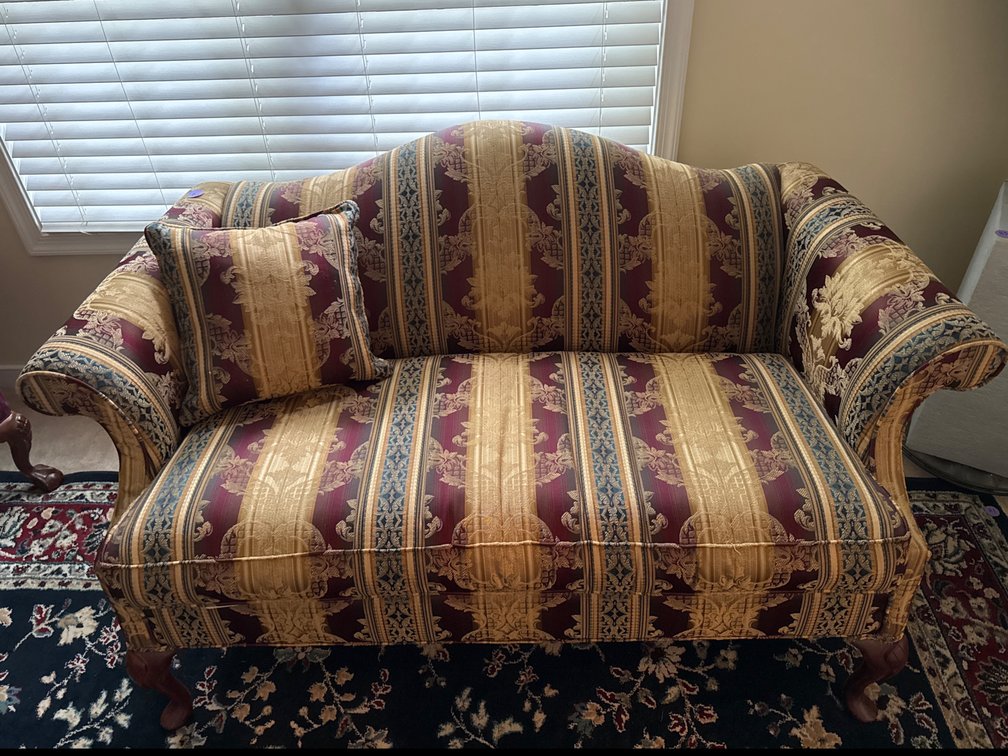 Craftmaster Settee 