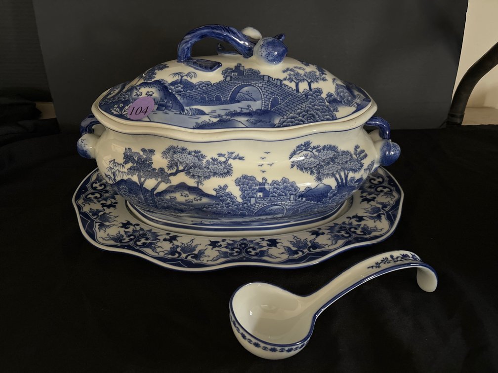 Bombay Co blue willow tureen, undertray, ladle