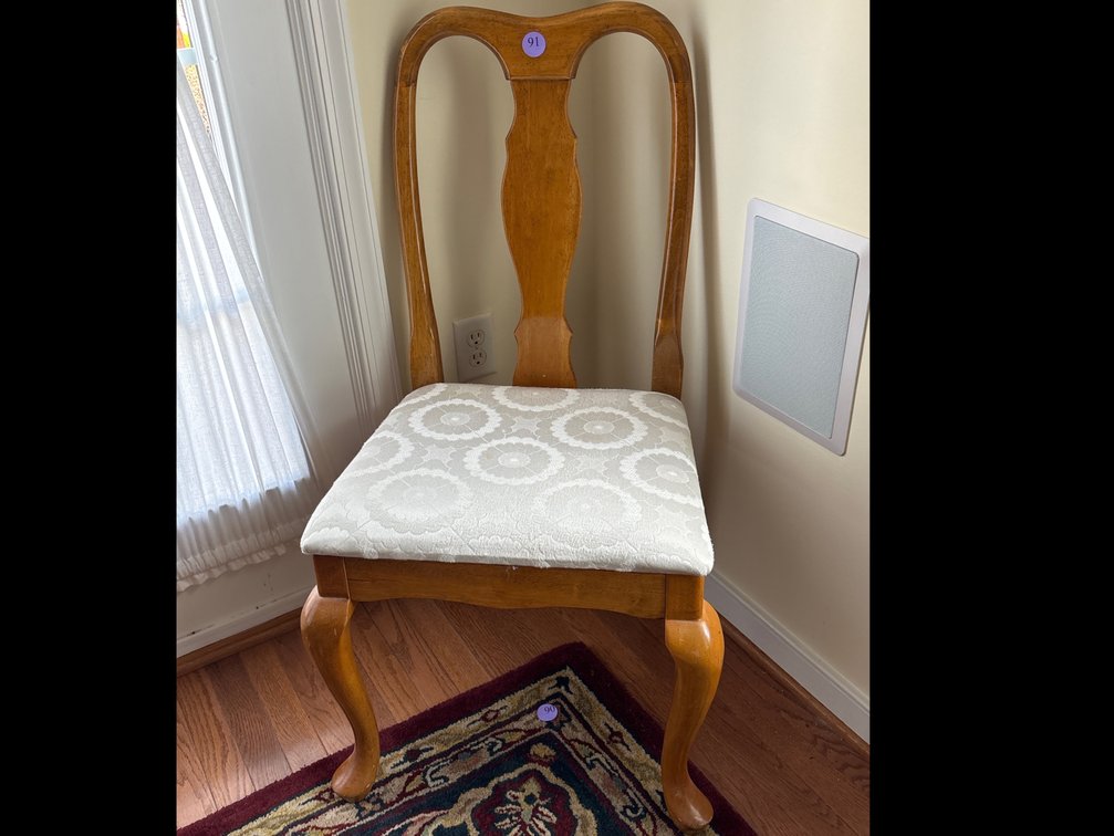 Solid wood Queen Anne side chair