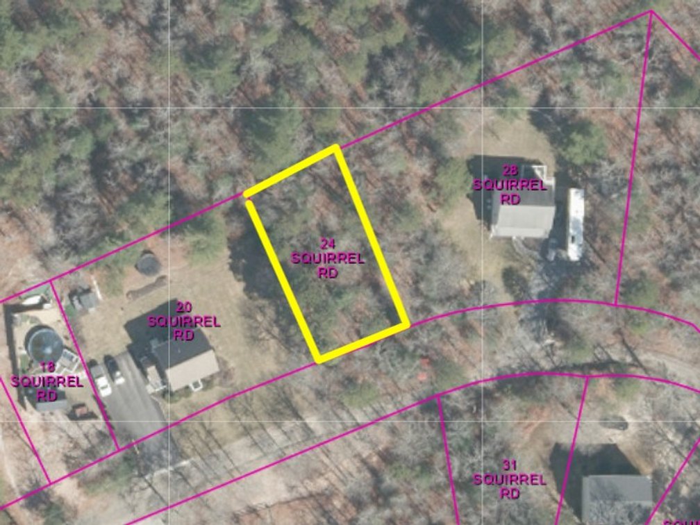 24 Squirrel Road