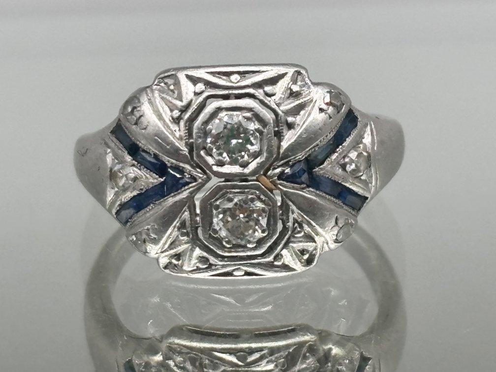 Art Deco Platinum Ring with Diamonds and Sapphires