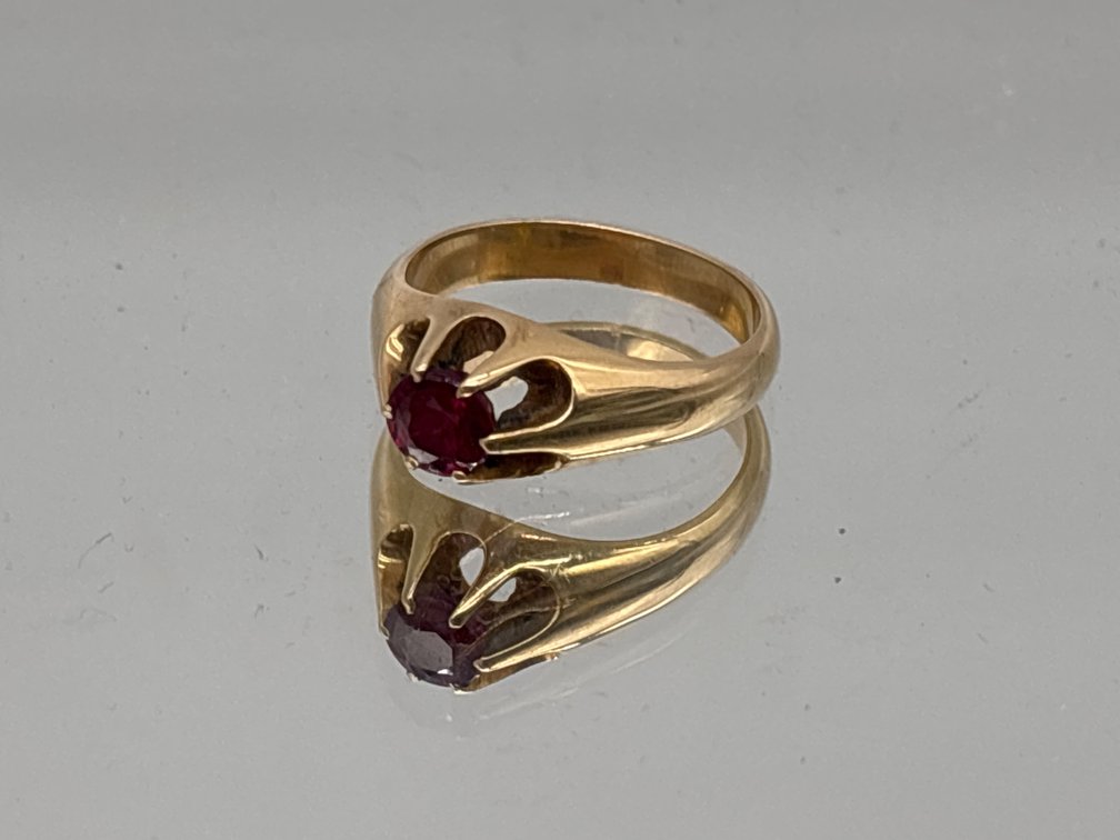 14K Yellow Gold Belcher Set Red-Pink Tourmaline Ring