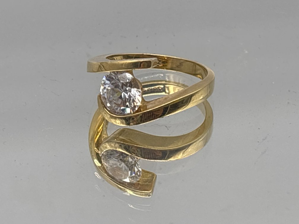 18K Yellow Gold Bypass Ring