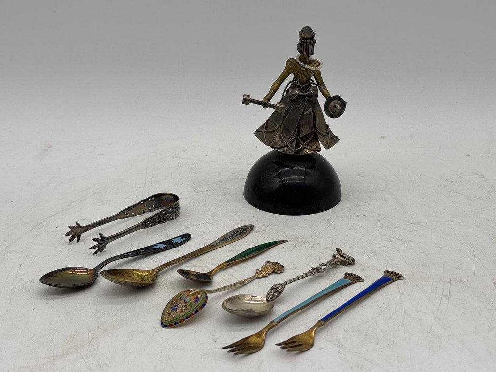World Sterling and Silver Group