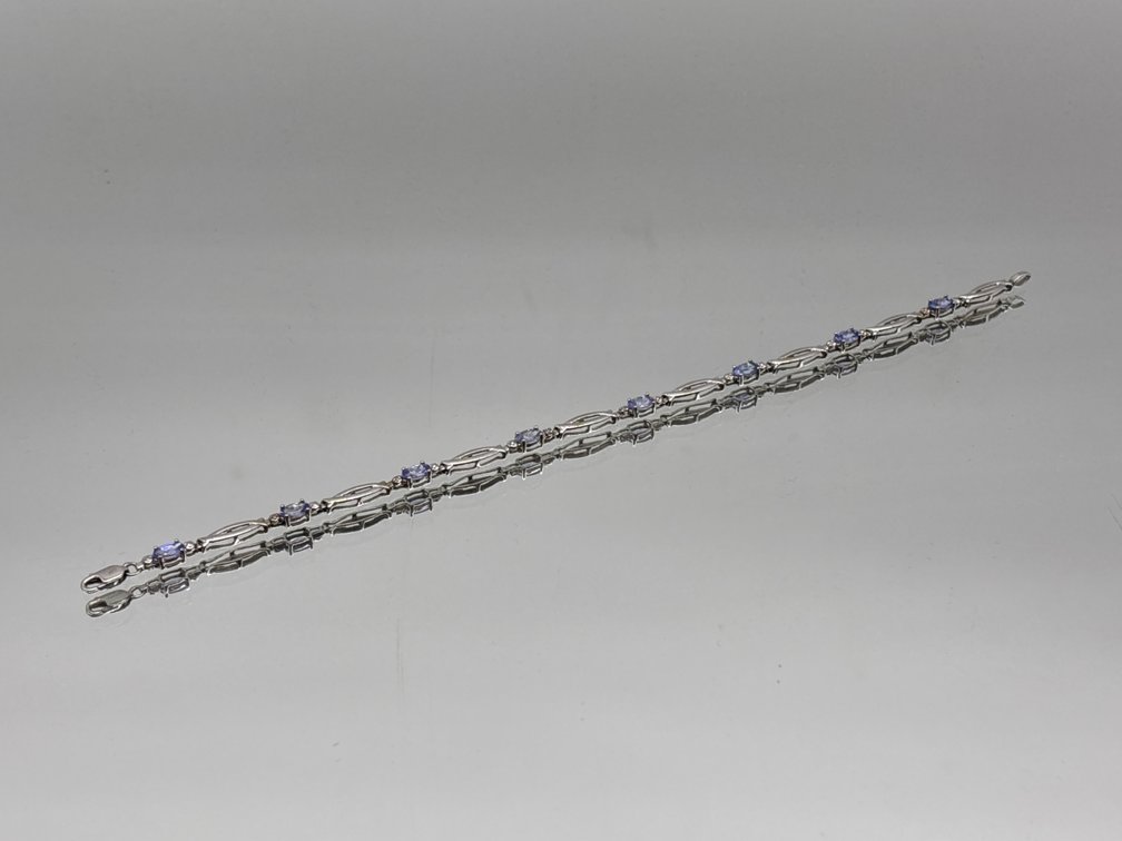 10K White Gold Tanzanite Line Bracelet