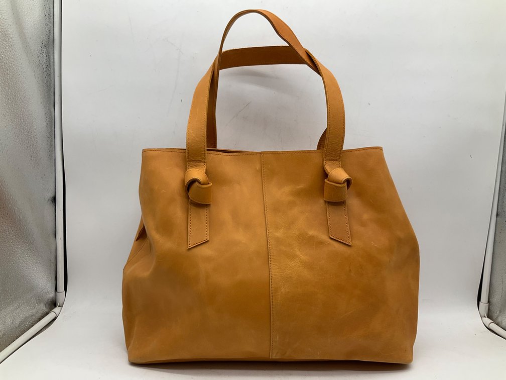 Able Leather Tote