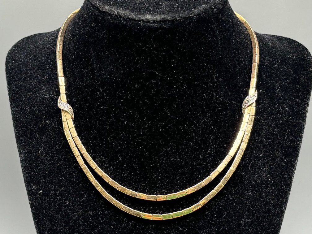 18K Collar Necklace with Mine Cut Diamonds