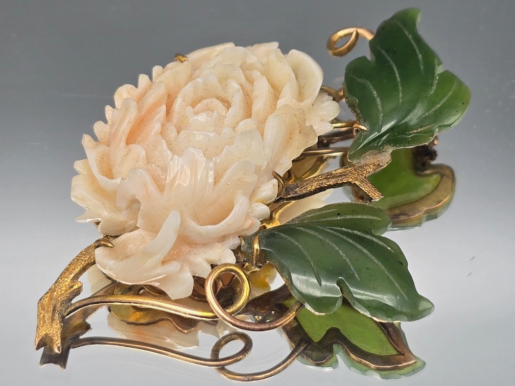 14K Carved Coral and Jade Flower Brooch