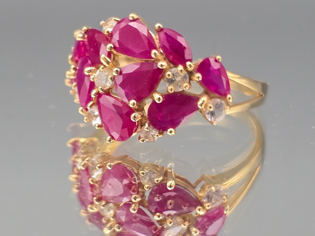 14K Ruby and Diamond Cluster Ring