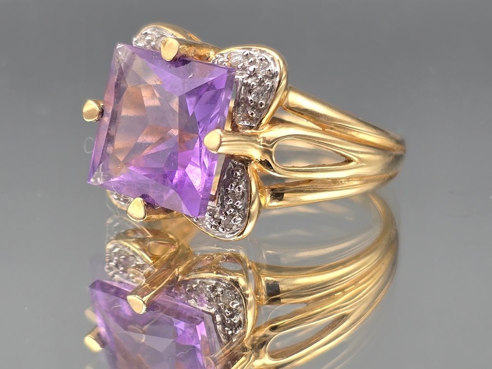 14K Square-Cut Amethyst and Pave Diamond Ring
