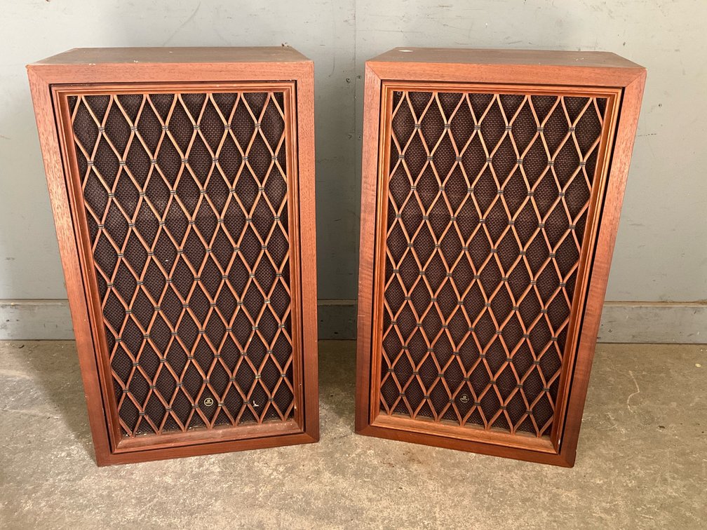 Pair Pioneer CS-77 Cabinet Speakers