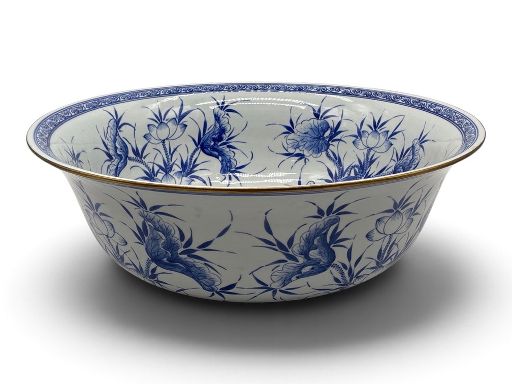 Chinese Porcelain Blue Decorated Center Bowl