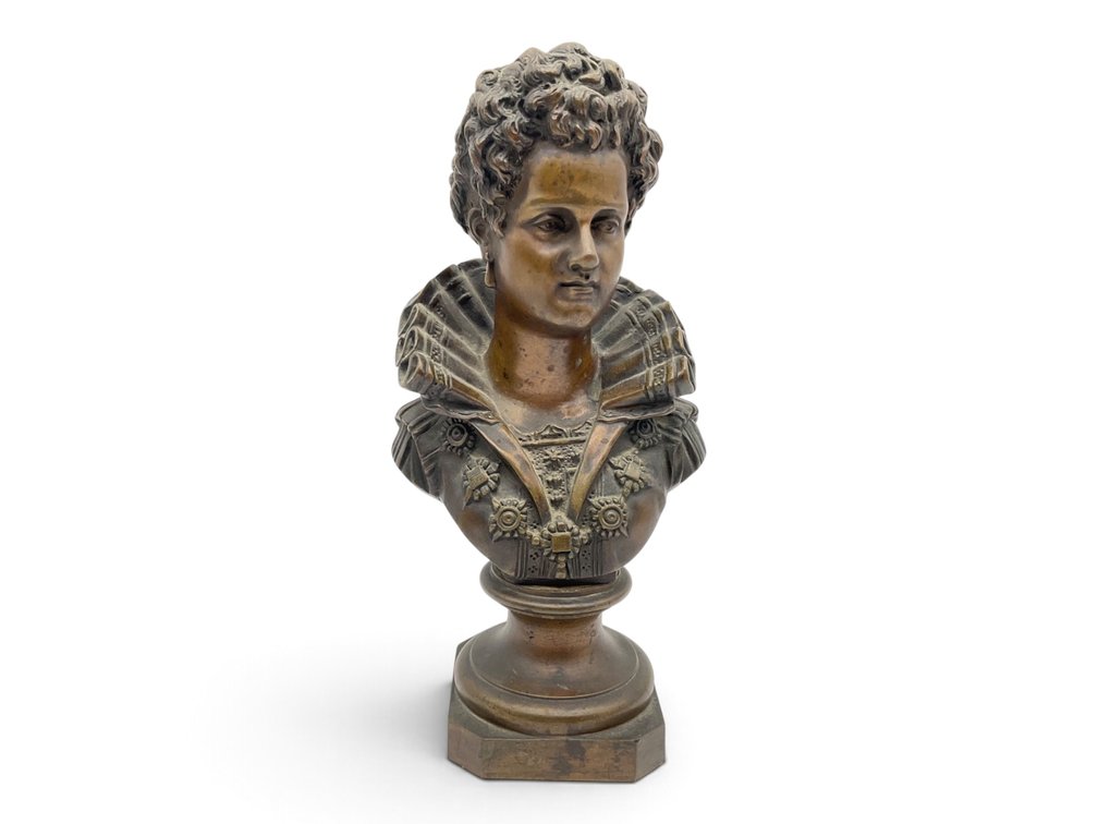 Bronze Bust, Queen dé Medici of France