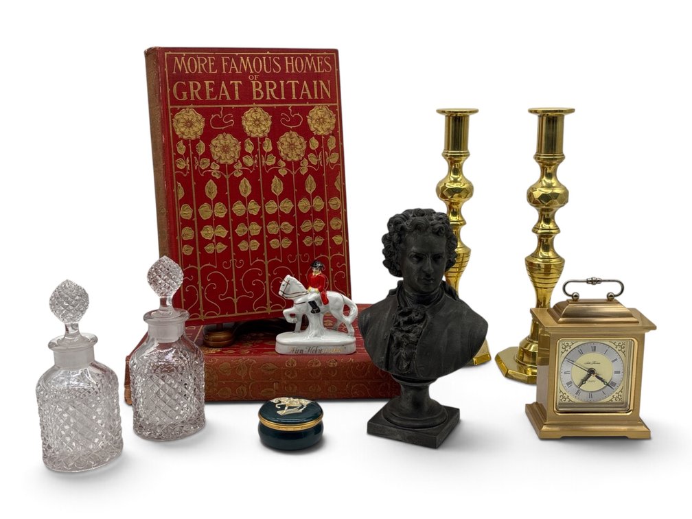 English and Style Study Decor
