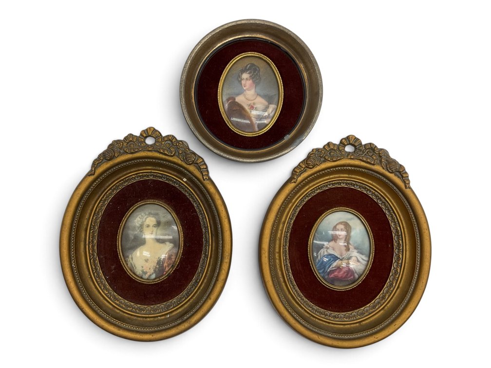 Three Cameo Creations Miniature Portrait Wall Plaques