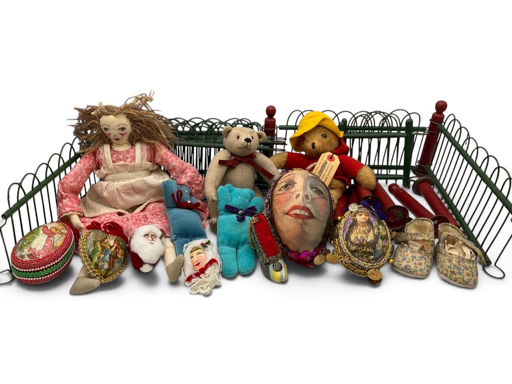 Teddy Bears, Decorative Eggs, Etc.