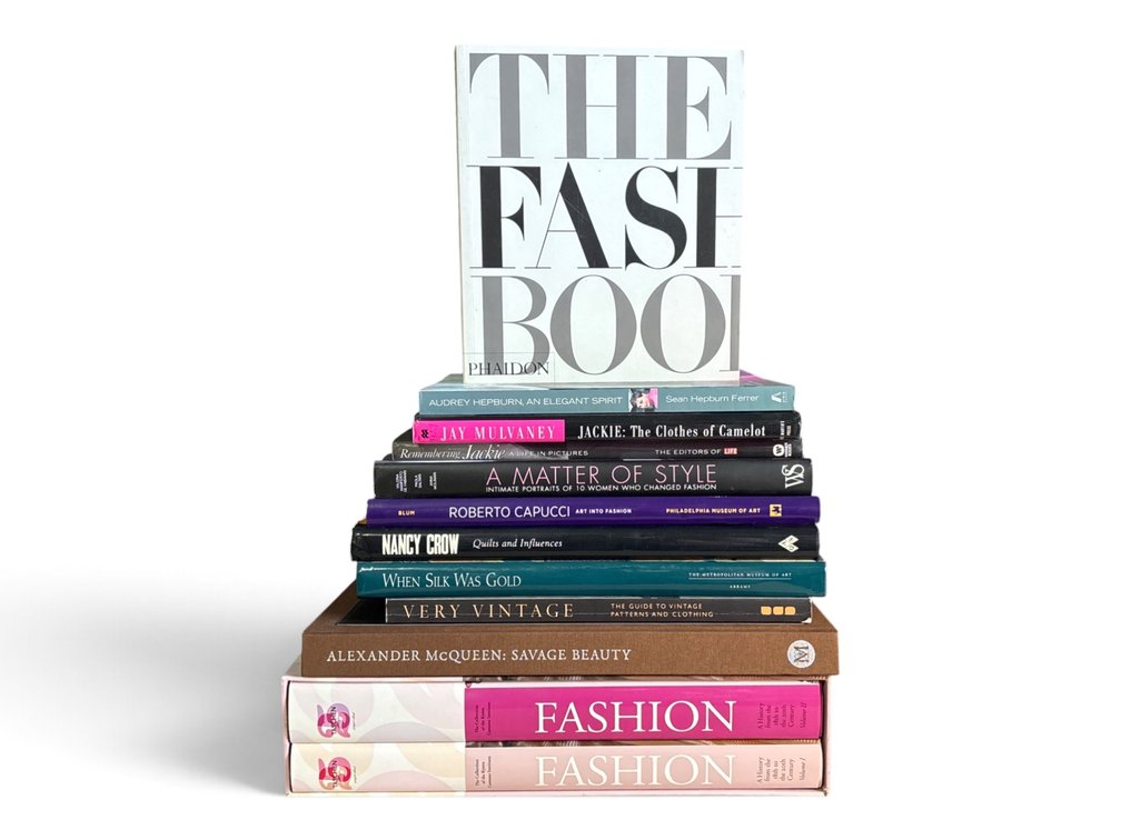A Collection of Titles Related to Fashion