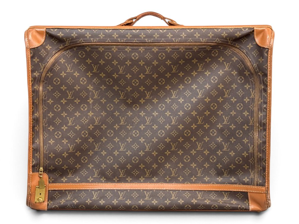 Louis Vuitton Monogram Pullman Suitcase