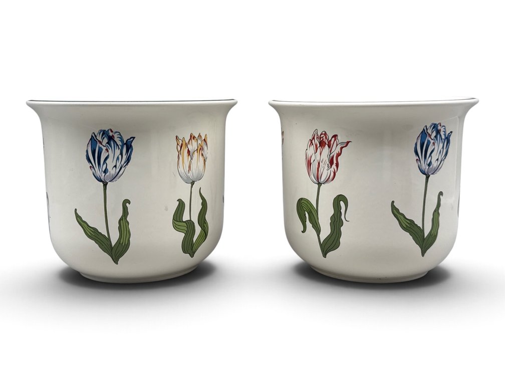 Pair of Tiffany & Co. Porcelain Tulip Cache Pots