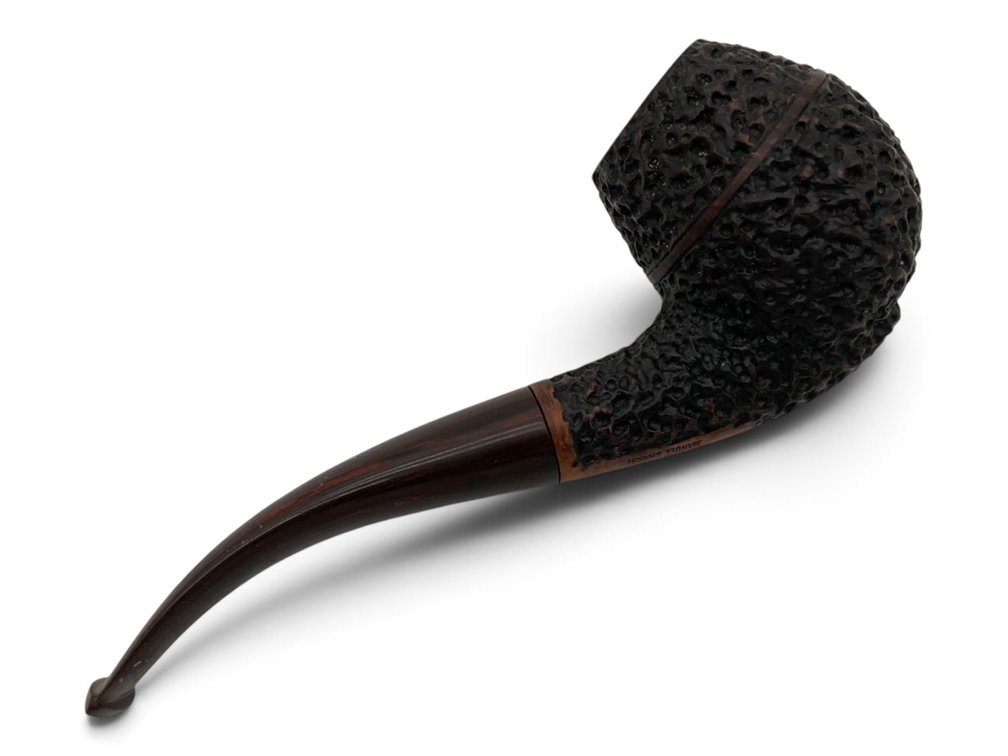 Manuel Shaabi Rusticated Briarwood Pipe