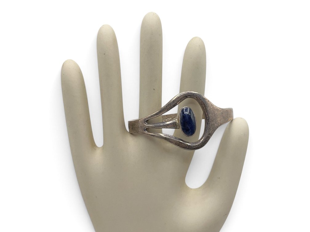 Taxco Lapis & Sterling Hinged Bangle