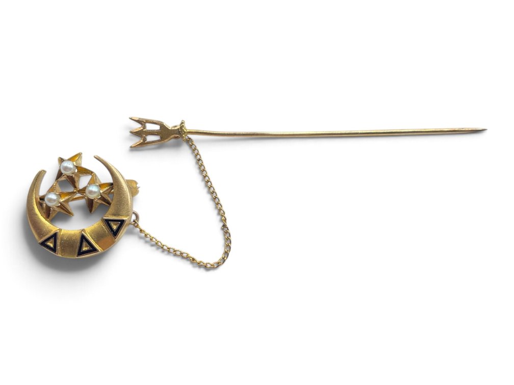 14K YG Tri Delta Sorority Brooch