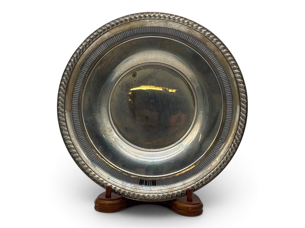 Rogers Sterling Reticulated Underplate