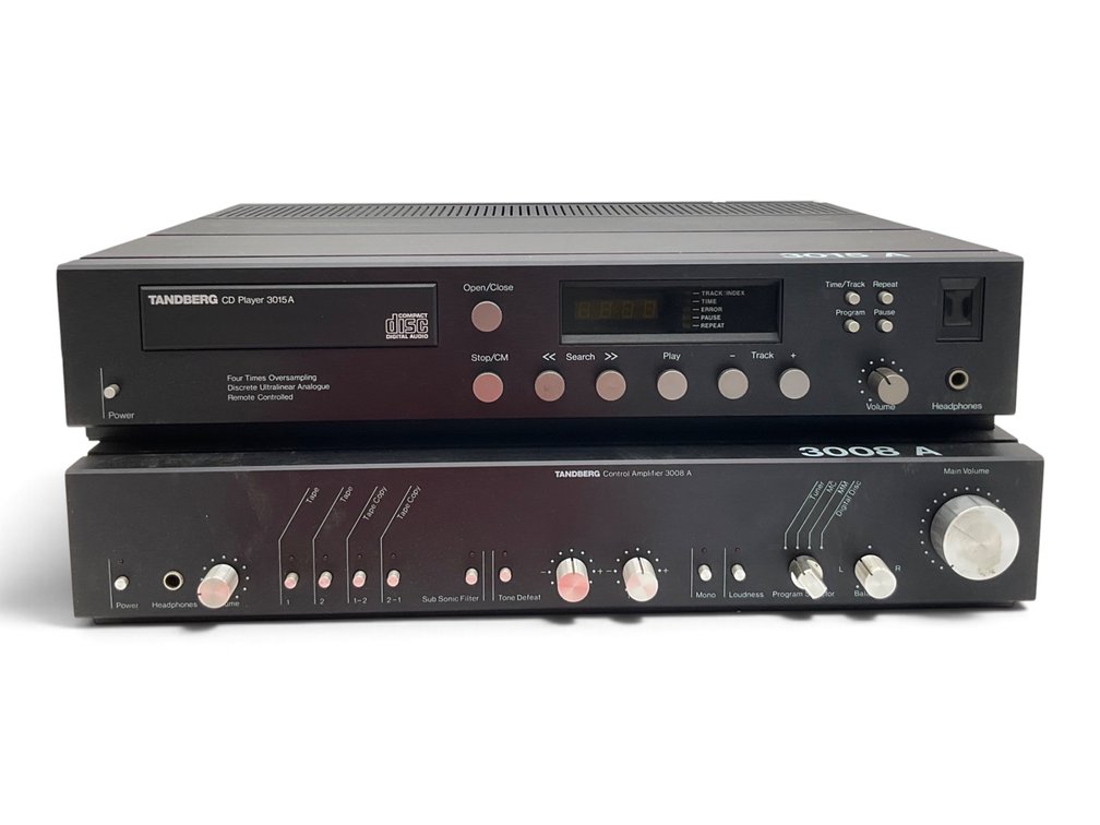 Tandberg CD Player 3015A & Tandberg Control Amplifier 3008A