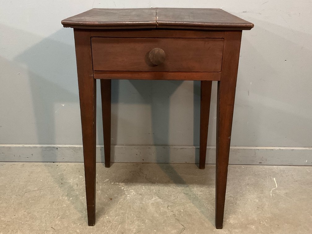 Hepplewhite Single Drawer Stand 