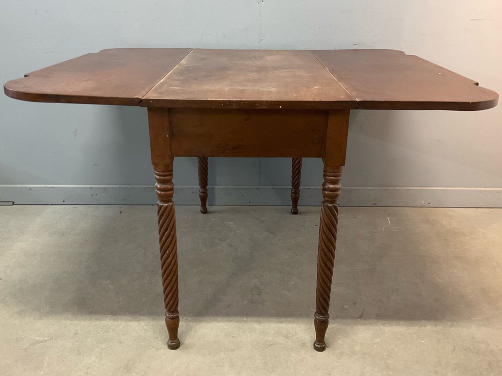 Antique Drop-Leaf Table 