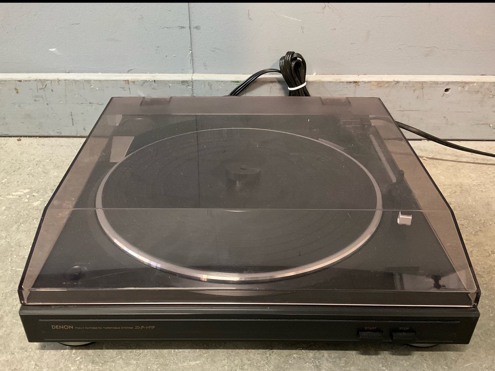 Denon Turntable 