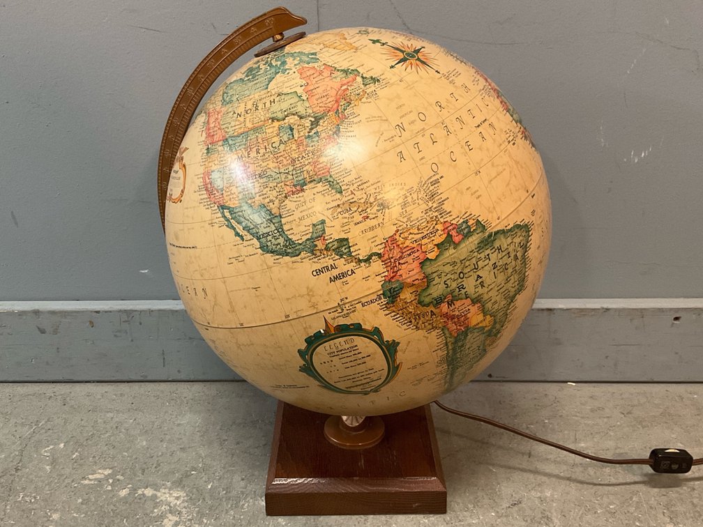 Illuminated Replogle Globe 