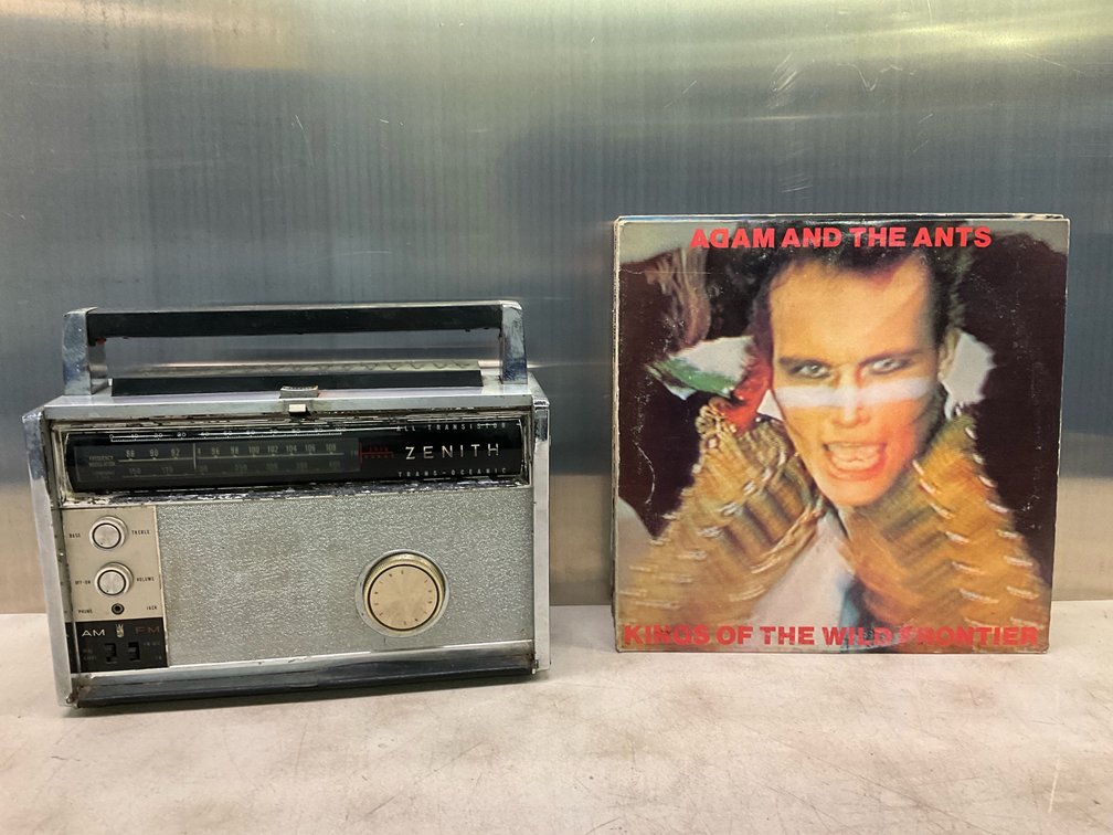 Zenith Radio & Vinyl Records