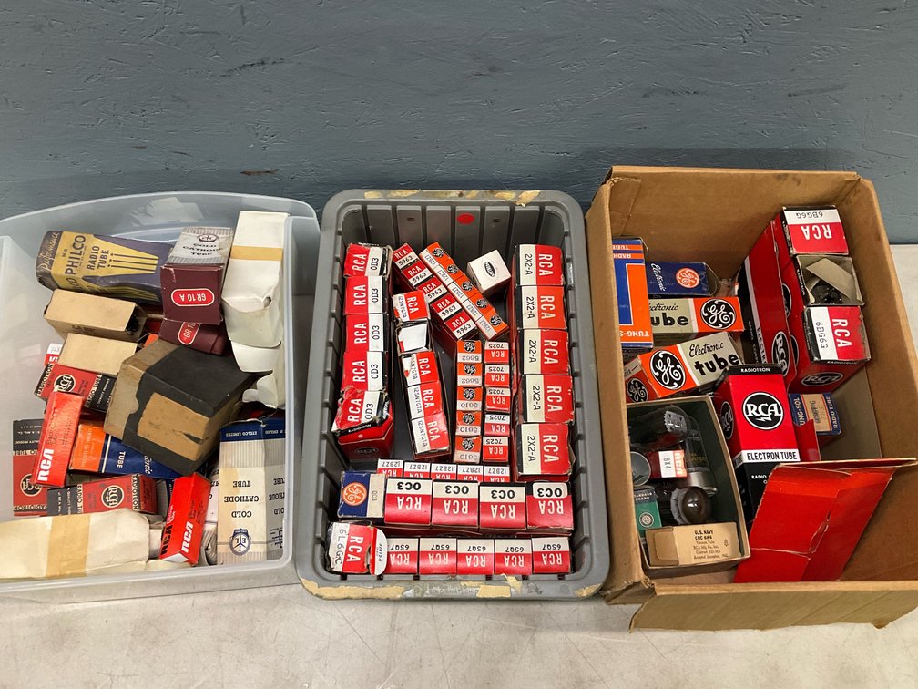 Large Amplifier Tube Lot