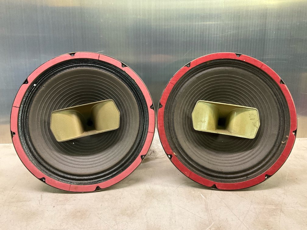 Pair of University 6201 Speakers