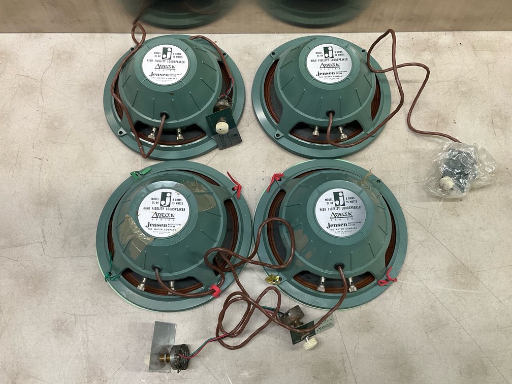 Four Jensen DL-84 Speakers