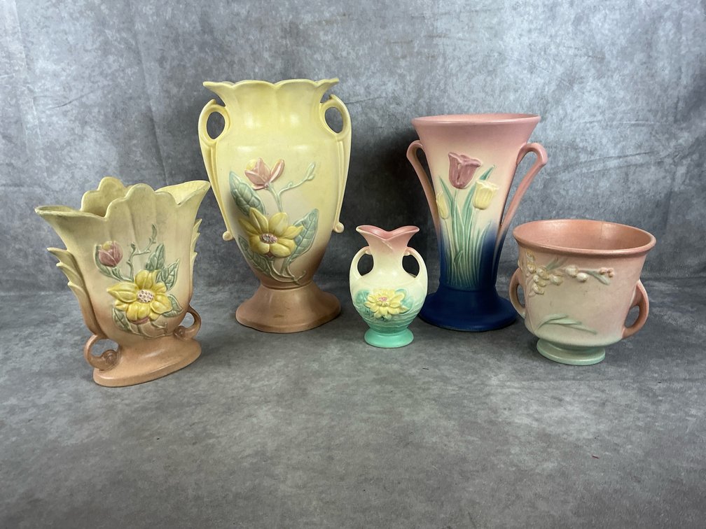 Hull - Roseville Art Pottery