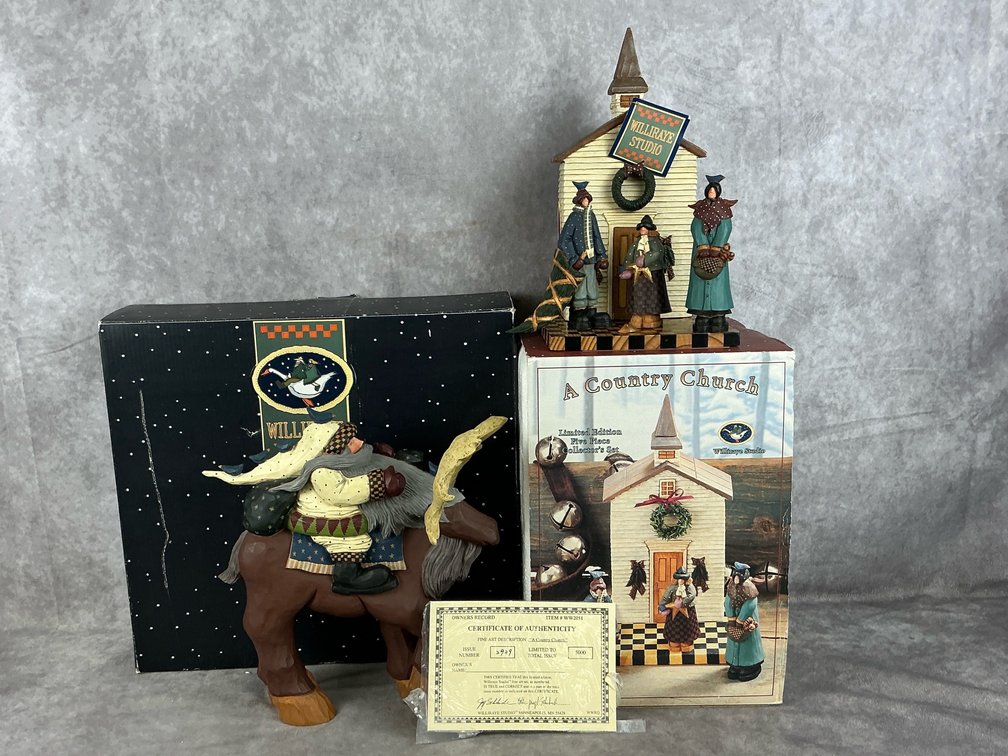 Williraye Studio Christmas Figurines