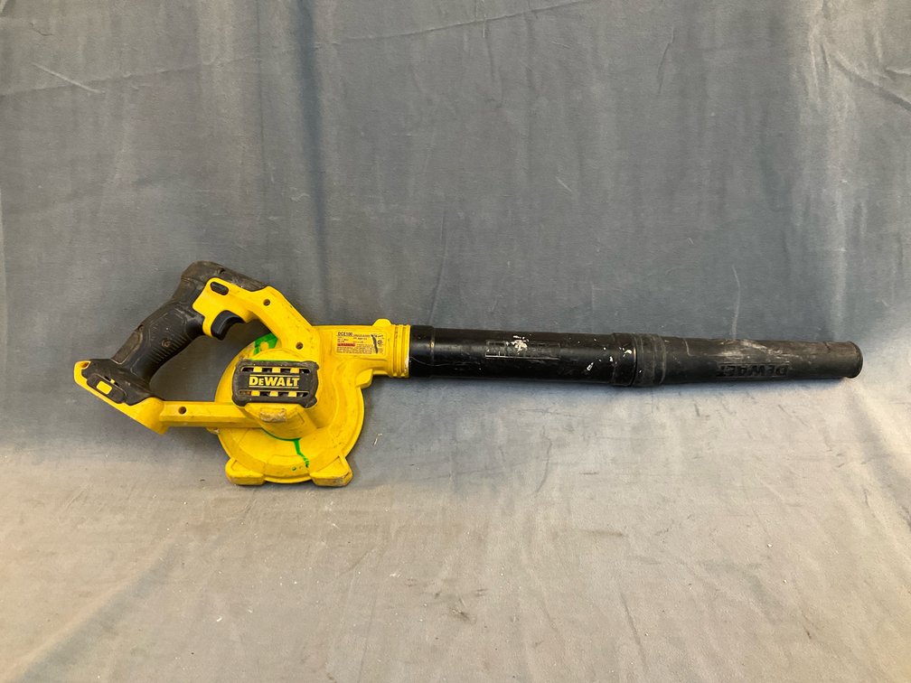 DeWalt Blower