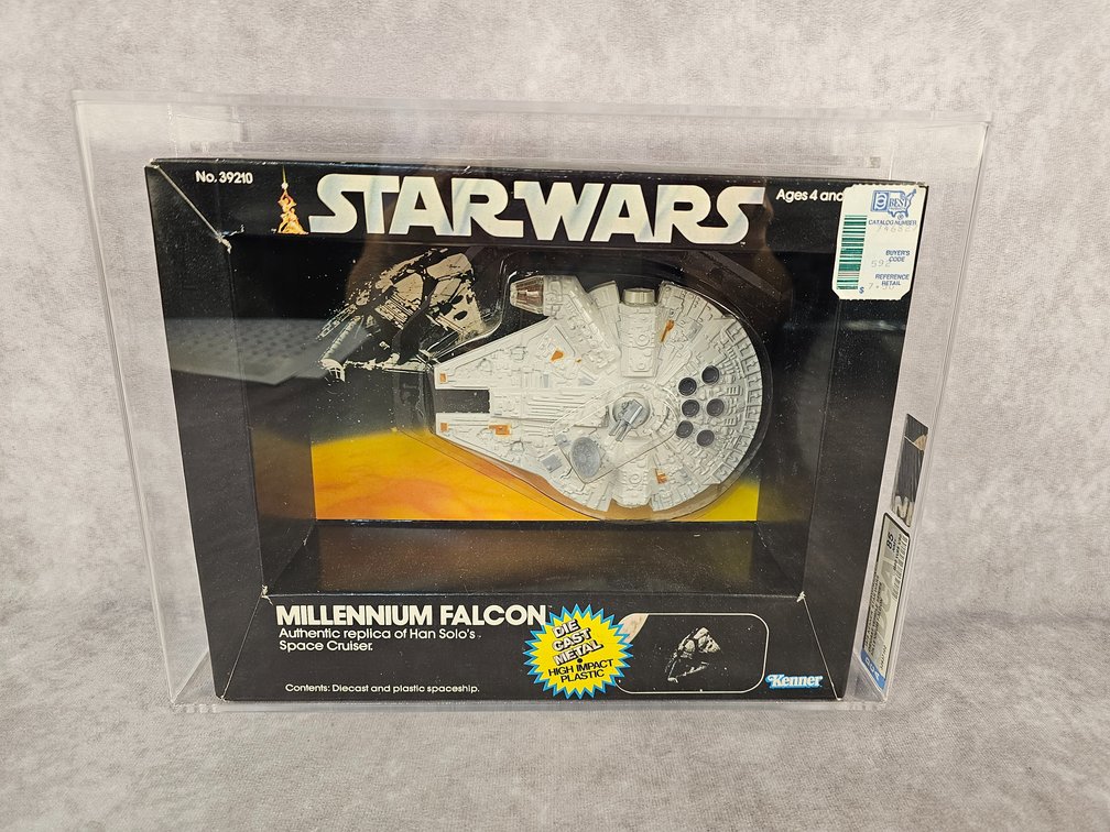 Millennium Falcon 85 NM+