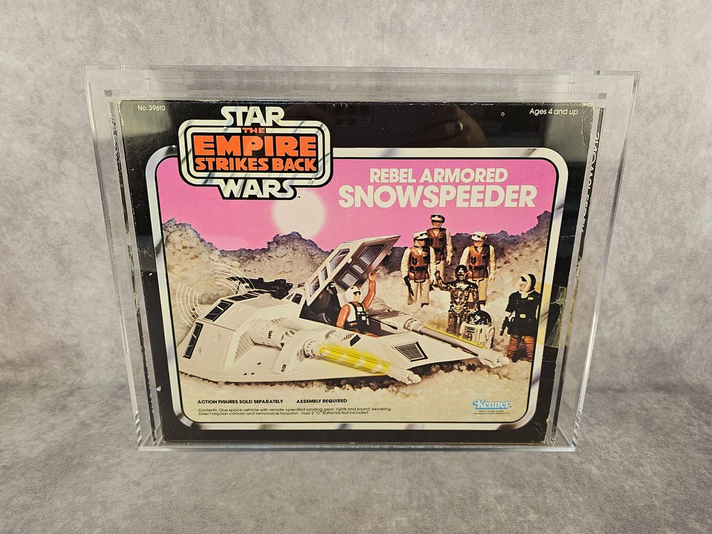 Rebel Armored Snowspeeder 75+ EX+/NM ESB