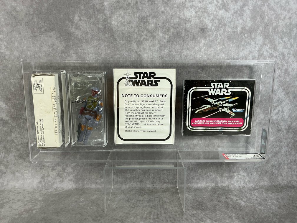 Boba Fett Mail-Away 75 EX+/NM